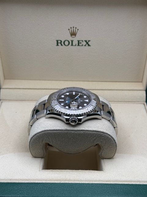 Rolex Yacht-Master 126622 Image 4